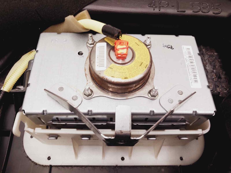 Recambio de kit airbag para toyota verso active referencia OEM IAM 451300F030 306555410 732100F050