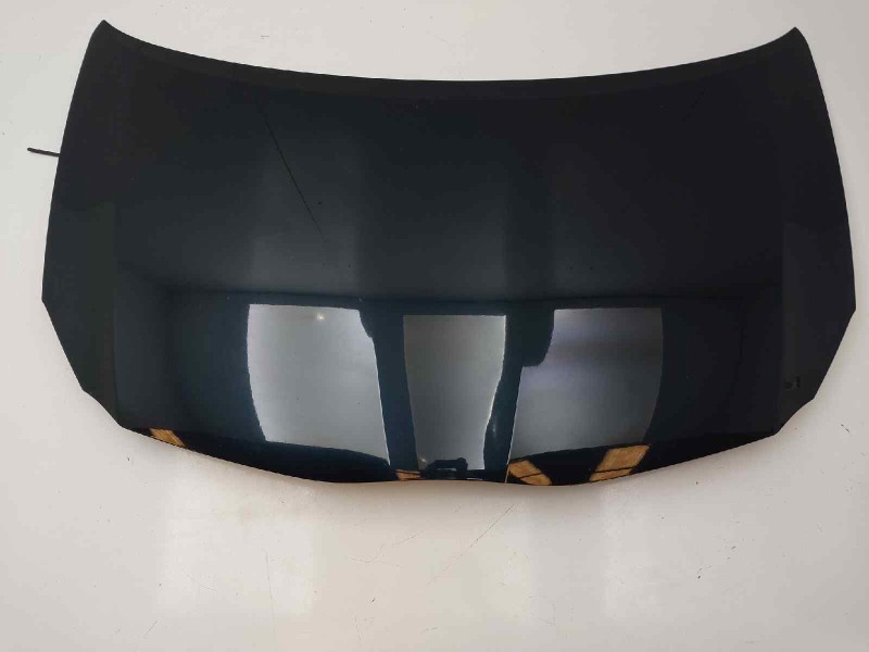 Recambio de capot para toyota auris advance referencia OEM IAM 5330102250  