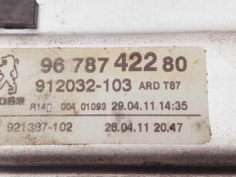 Recambio de elevalunas trasero derecho para peugeot 5008 premium referencia OEM IAM 9678742280  