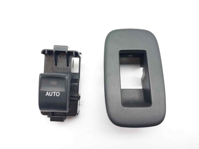 Recambio de mando elevalunas trasero izquierdo para toyota auris advance referencia OEM IAM 192801  