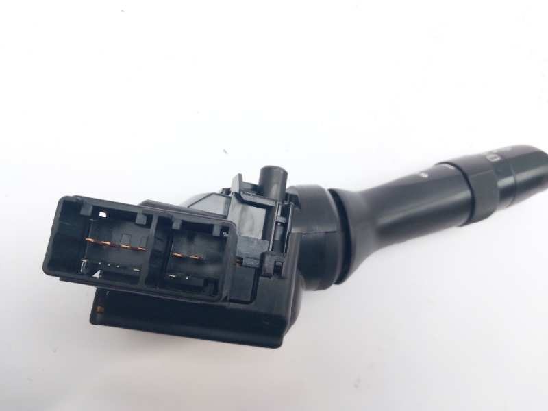 Recambio de mando limpia para toyota auris advance referencia OEM IAM 0241117F582 8465202411 17F582