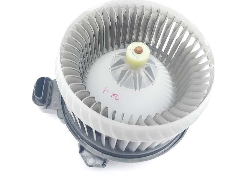 Recambio de motor calefaccion para toyota auris advance referencia OEM IAM AV2727008083  