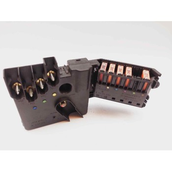 CAJA RELES / FUSIBLES A2115461141 