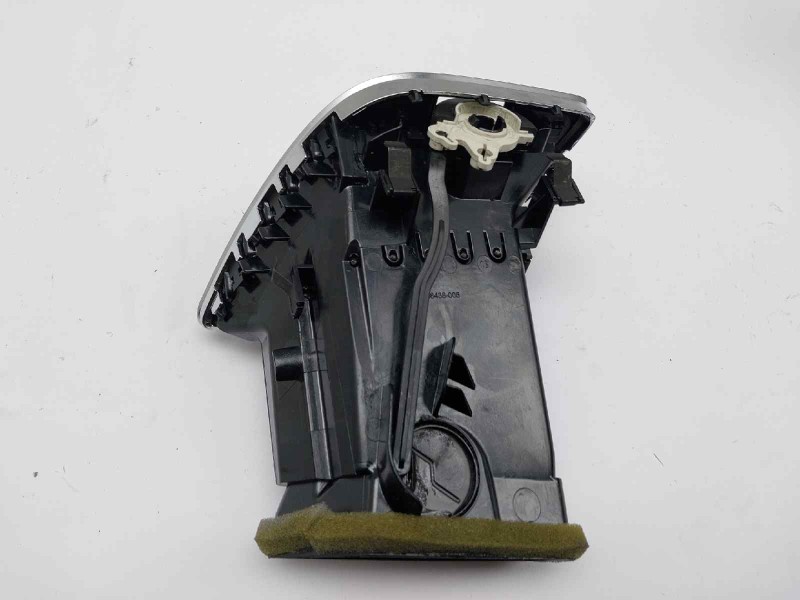 Recambio de rejilla aireadora para seat leon (5f1) style visio referencia OEM IAM 5F1820902F  