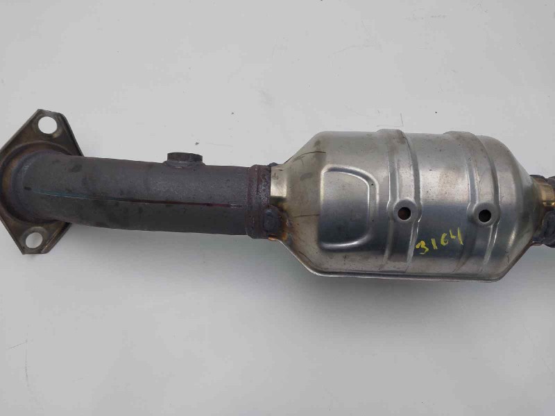 Recambio de catalizador para toyota c-hr 1.8 hibrido referencia OEM IAM 30T18 TL8 174100TA90