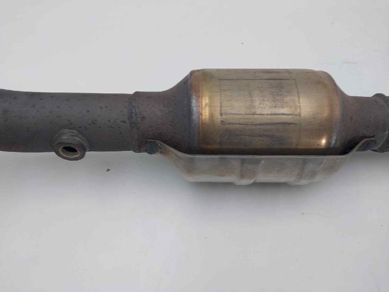 Recambio de catalizador para toyota c-hr 1.8 hibrido referencia OEM IAM 30T18 TL8 174100TA90