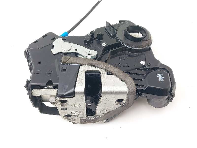Recambio de cerradura puerta delantera derecha para toyota auris advance referencia OEM IAM 6903002220  