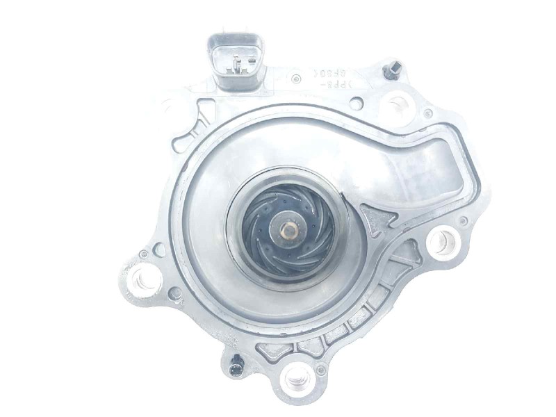 Recambio de bomba agua para toyota c-hr 1.8 hibrido referencia OEM IAM 161A039035 3049E52044 