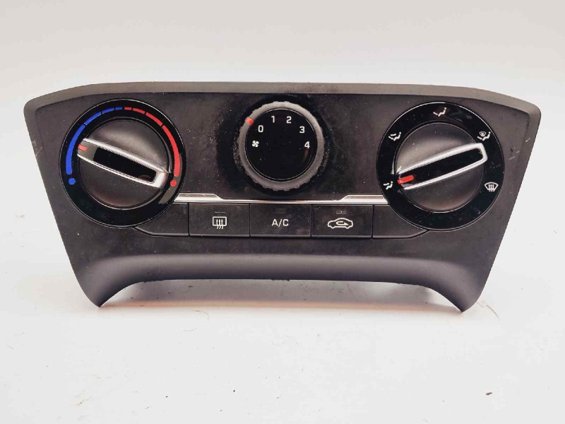 Recambio de mando calefaccion / aire acondicionado para hyundai i20 classic referencia OEM IAM 97250C80XX  