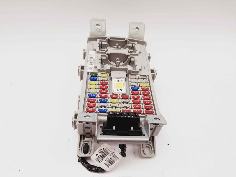 Recambio de caja reles / fusibles para hyundai i20 classic referencia OEM IAM 91950C8560  