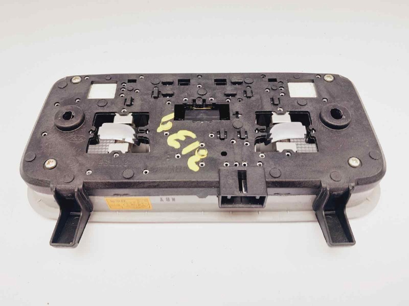 Recambio de luz interior para hyundai i20 classic referencia OEM IAM 928504LXXX  
