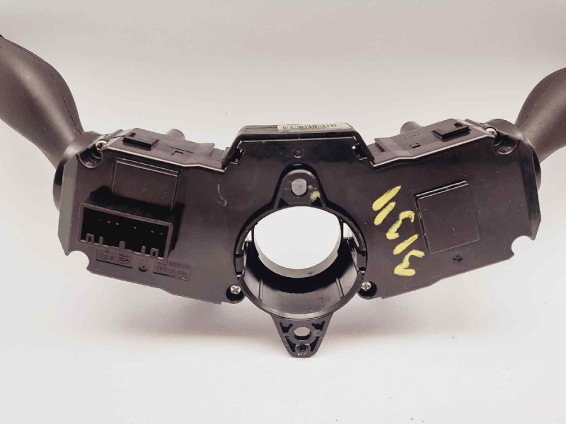 Recambio de mando multifuncion para hyundai i20 classic referencia OEM IAM 299141440  