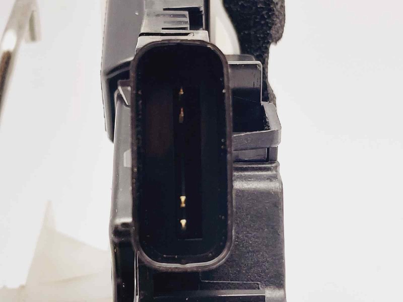 Recambio de cerradura puerta delantera derecha para hyundai i20 classic referencia OEM IAM 81320C8040  