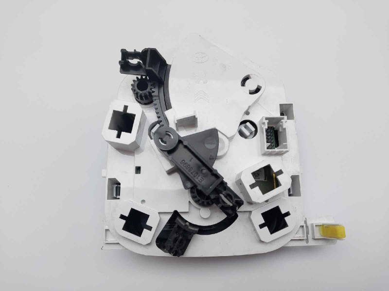 Recambio de mando calefaccion / aire acondicionado para peugeot 108 1.0 referencia OEM IAM B000737077 55900YV030 