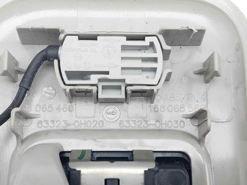 Recambio de luz interior para peugeot 108 1.0 referencia OEM IAM 633230H020 633230H030 156065560