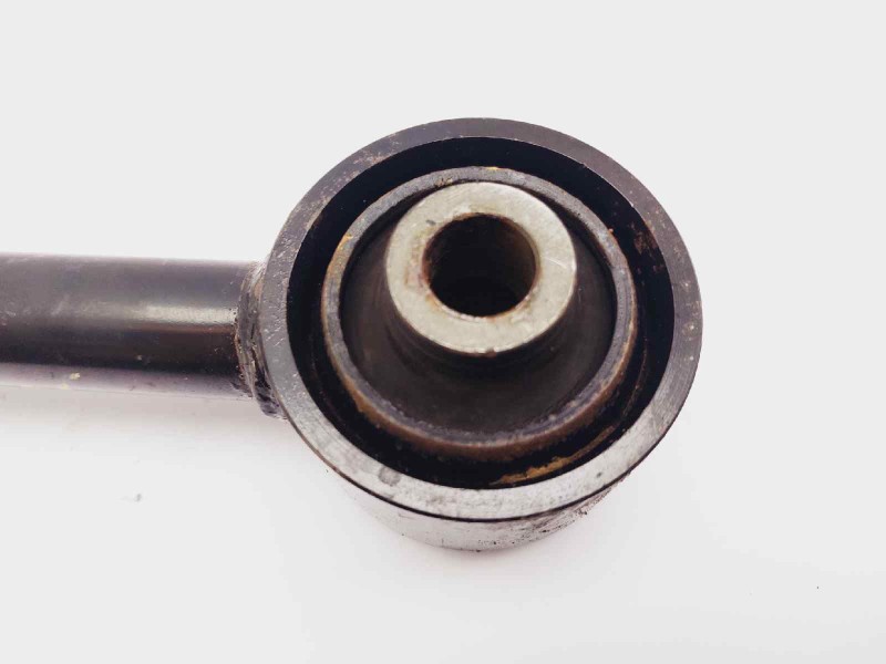 Recambio de tirante trasero derecho para toyota c-hr 1.8 hibrido referencia OEM IAM 4871002090  