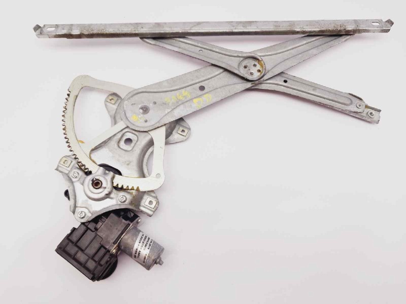 Recambio de elevalunas delantero derecho para toyota c-hr 1.8 hibrido referencia OEM IAM 85710F4010  