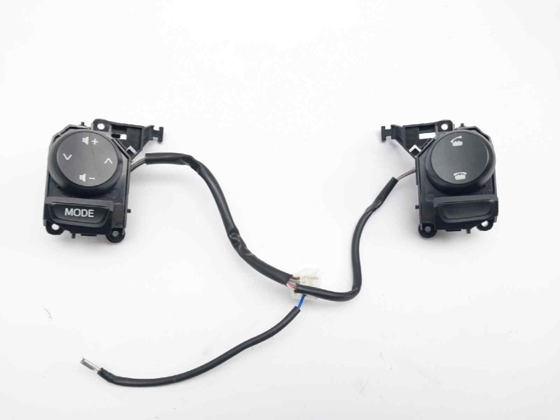 Recambio de mando multifuncion para peugeot 108 1.0 referencia OEM IAM B0009825XU  