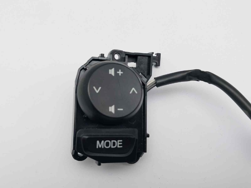 Recambio de mando multifuncion para peugeot 108 1.0 referencia OEM IAM B0009825XU  