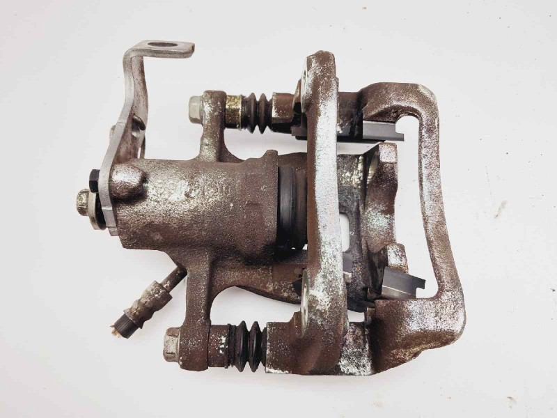 Recambio de pinza freno trasera izquierda para hyundai i20 classic referencia OEM IAM 58210C8300  