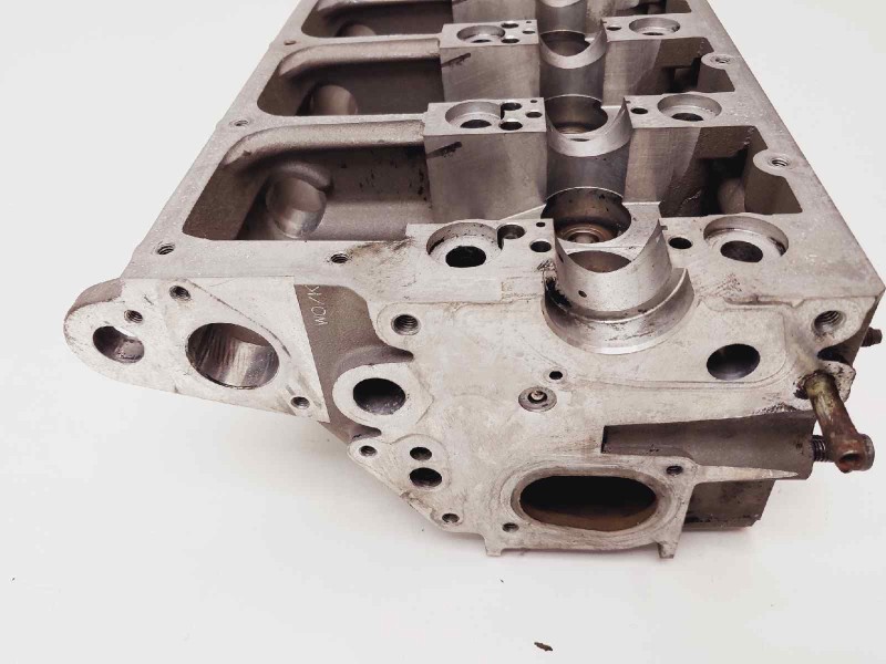 Recambio de culata para seat toledo (1m2) signo referencia OEM IAM 038103373F  