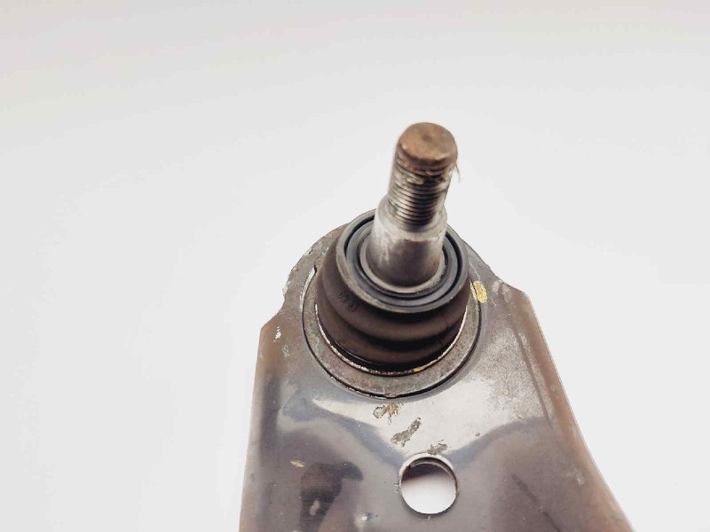 Recambio de brazo suspension inferior delantero derecho para hyundai i20 classic referencia OEM IAM 54501C8000  