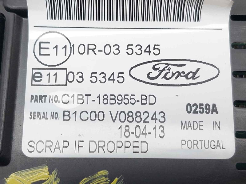 Recambio de pantalla multifuncion para ford fiesta (ccn) trend referencia OEM IAM C1BT18B955BD  