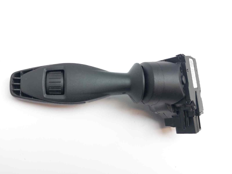 Recambio de mando limpia para ford fiesta (ccn) trend referencia OEM IAM 8A6T17A553AC  