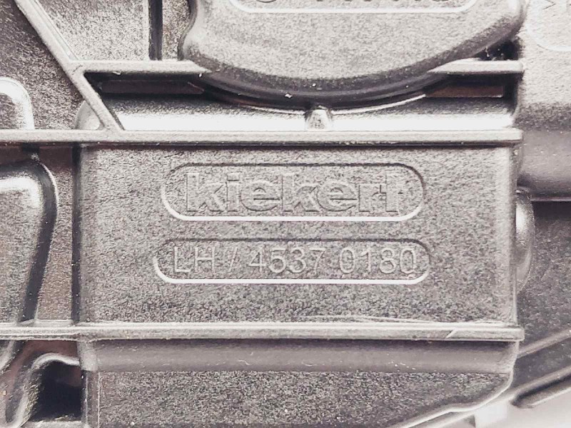 Recambio de cerradura puerta trasera izquierda para skoda octavia lim. (5e3) rs 245 referencia OEM IAM 5TA839015E 45370180 