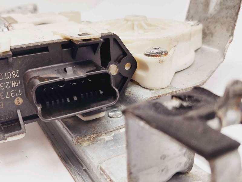 Recambio de elevalunas trasero izquierdo para citroen c4 berlina premier referencia OEM IAM 0130822239  