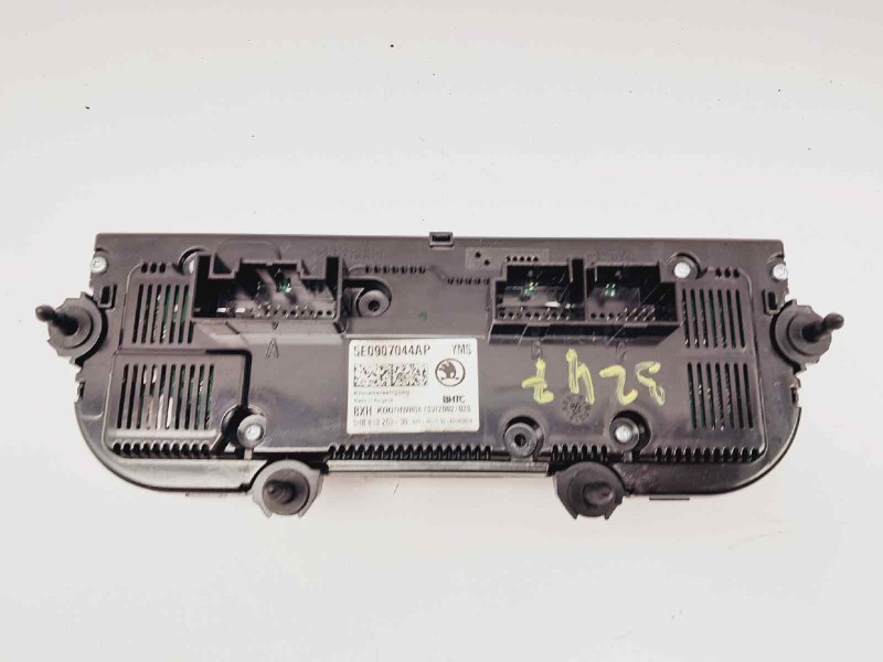 Recambio de mando climatizador para skoda octavia lim. (5e3) rs 245 referencia OEM IAM 5E0907044AP 5HB013263 