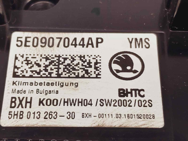 Recambio de mando climatizador para skoda octavia lim. (5e3) rs 245 referencia OEM IAM 5E0907044AP 5HB013263 