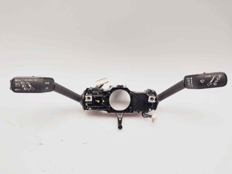 Recambio de mando multifuncion para skoda octavia lim. (5e3) rs 245 referencia OEM IAM 5Q0953521T 5Q0953502P 