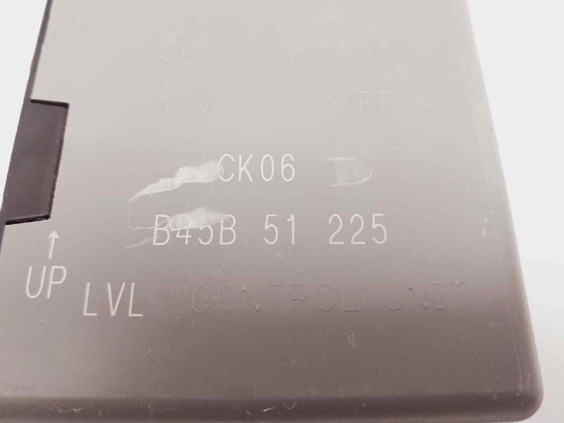 Recambio de modulo electronico para mazda 3 lim. () sports-line referencia OEM IAM B45B51225  