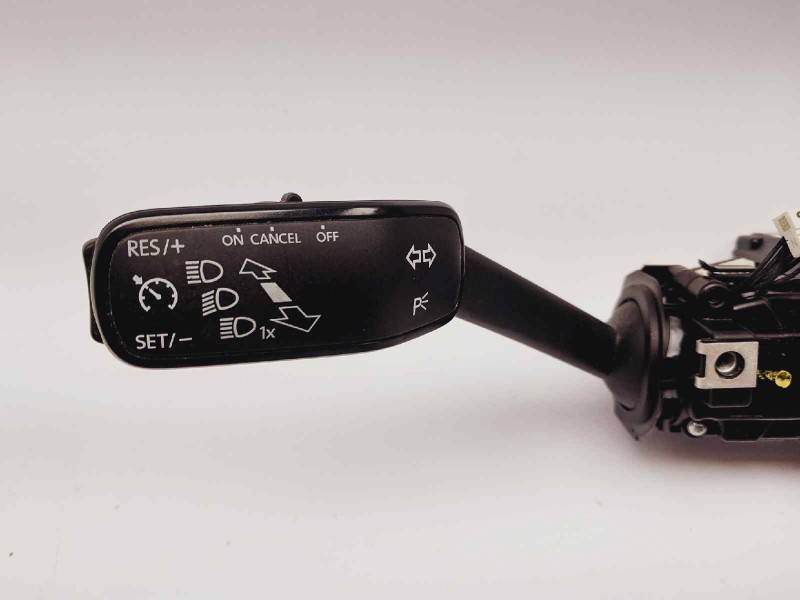 Recambio de mando multifuncion para skoda octavia lim. (5e3) rs 245 referencia OEM IAM 5Q0953521T 5Q0953502P 