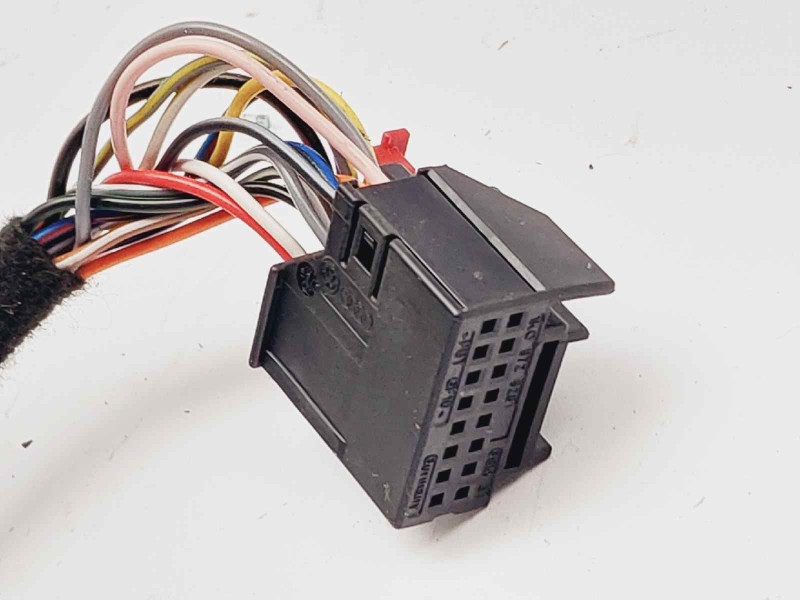 Recambio de retrovisor derecho para skoda octavia lim. (5e3) rs 245 referencia OEM IAM 5E1857508AC  