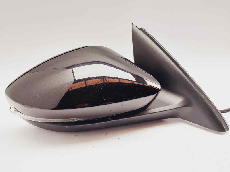 Recambio de retrovisor derecho para skoda octavia lim. (5e3) rs 245 referencia OEM IAM 5E1857508AC  