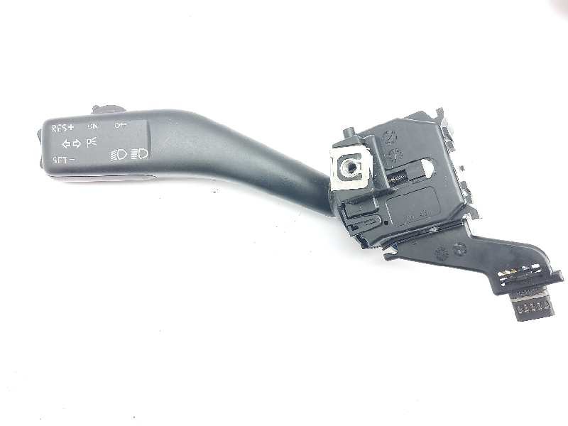 Recambio de mando luces para volkswagen golf v berlina (1k1) gti referencia OEM IAM 1K0953513A  