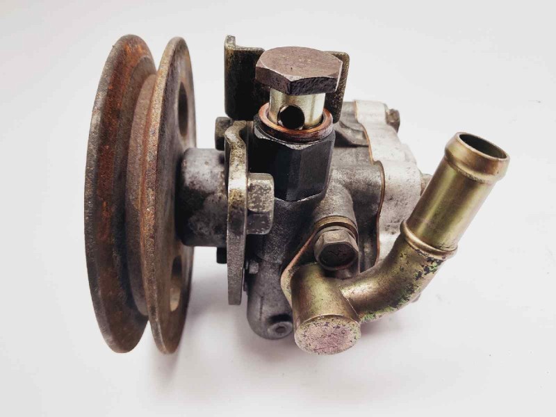 Recambio de bomba direccion para nissan cabstar e 2.3d referencia OEM IAM   