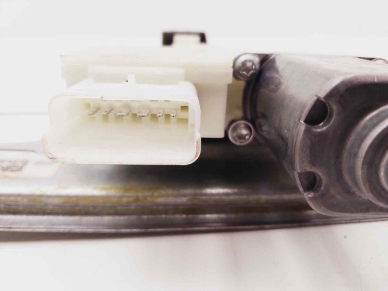 Recambio de elevalunas trasero derecho para nissan qashqai (j11) tekna referencia OEM IAM 82700HV00B  