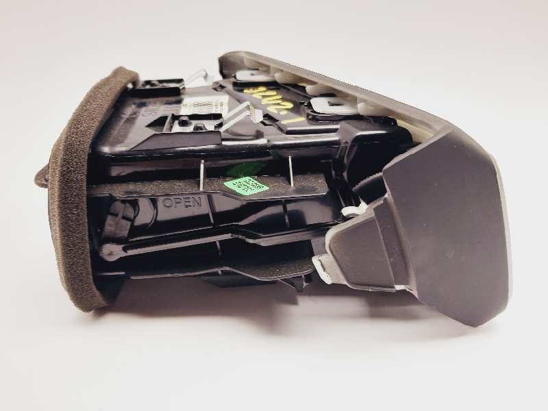 Recambio de rejilla aireadora para nissan qashqai (j11) tekna referencia OEM IAM 68761HV00A  