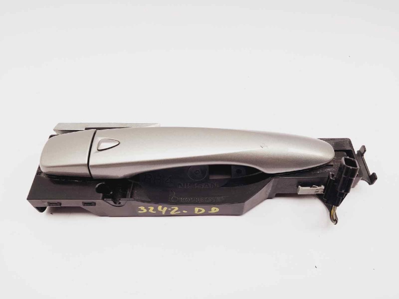 Recambio de maneta exterior delantera derecha para nissan qashqai (j11) tekna referencia OEM IAM 806105FD0B  