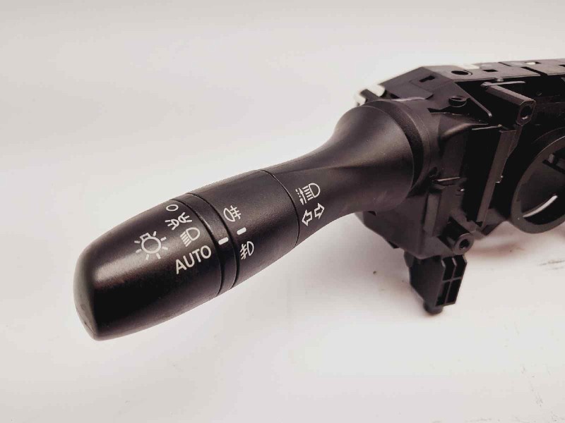 Recambio de mando multifuncion para nissan qashqai (j11) tekna referencia OEM IAM 17X12SD2 255604EA2B 