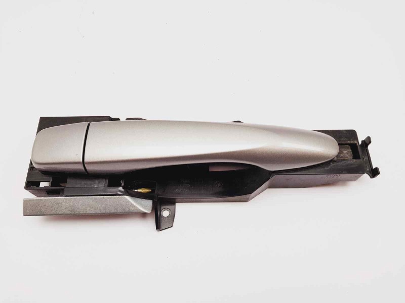 Recambio de maneta exterior trasera izquierda para nissan qashqai (j11) tekna referencia OEM IAM 255704EA1B 806115FD0B 