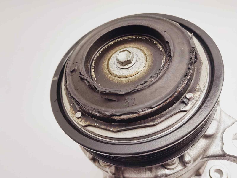 Recambio de compresor aire acondicionado para bmw serie 5 lim. (f10) 520d referencia OEM IAM 989065502 22527010 