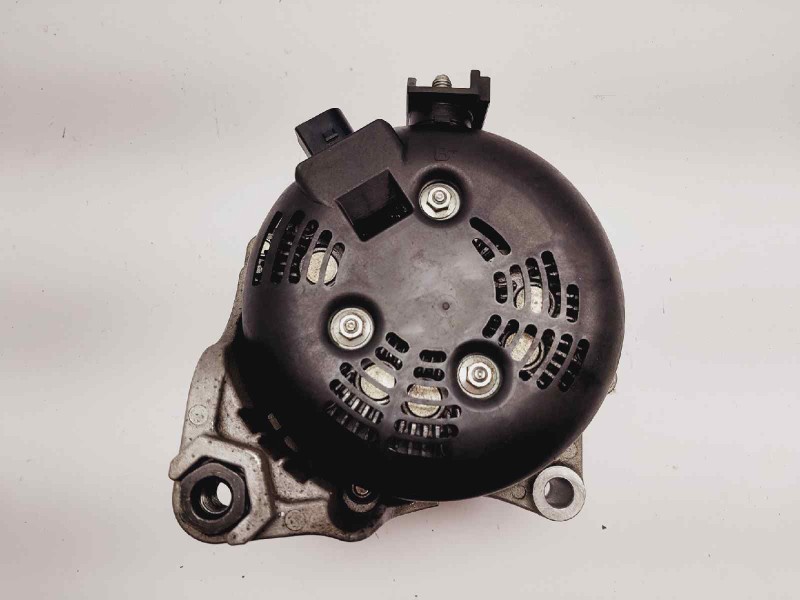 Recambio de alternador para bmw serie 5 lim. (f10) 520d referencia OEM IAM 764681404 1042106982 