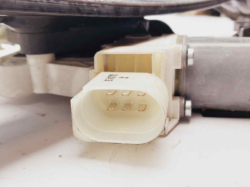 Recambio de elevalunas trasero izquierdo para bmw serie 5 lim. (f10) 520d referencia OEM IAM 7208017F18S 72481710 72715639