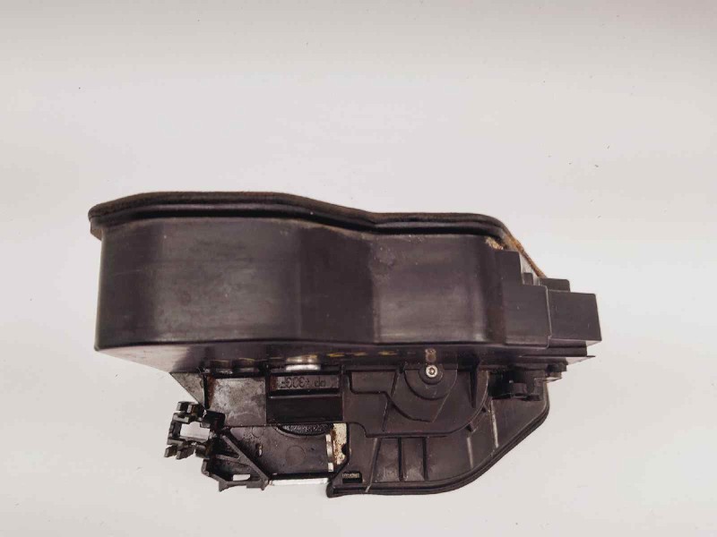 Recambio de cerradura puerta trasera izquierda para bmw serie 5 lim. (f10) 520d referencia OEM IAM 7229459  