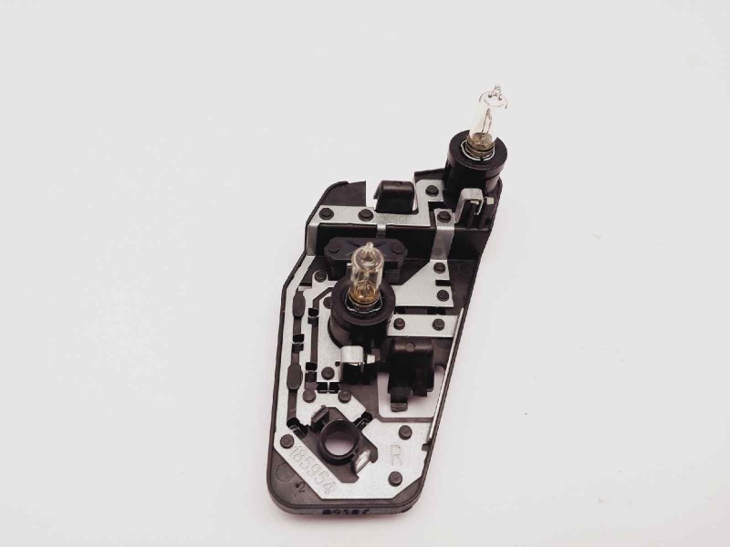 Recambio de portalamparas para bmw serie 5 lim. (f10) 520d referencia OEM IAM 18436002  
