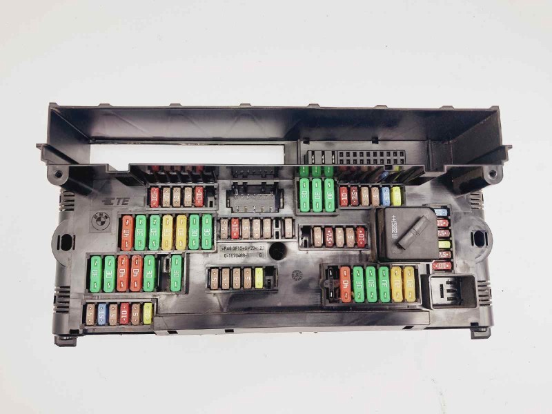 Recambio de caja reles / fusibles para bmw serie 5 lim. (f10) 520d referencia OEM IAM 925281503  